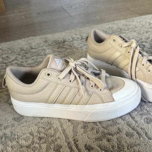 adidas Shoes - adidas bravada 2.0 platform sneakers in cream sz 9
